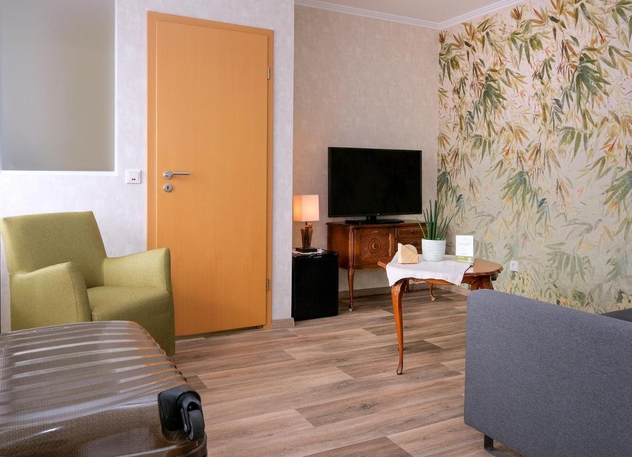Landgasthaus Hoffmann Kruchten Экстерьер фото